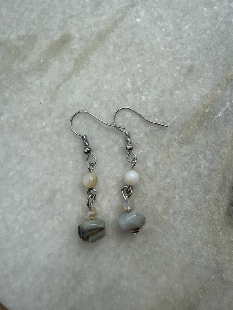 Earthy Pearl Drops
